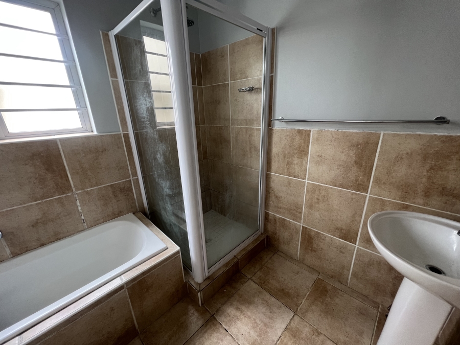 3 Bedroom Property for Sale in Beacon Bay Eastern Cape